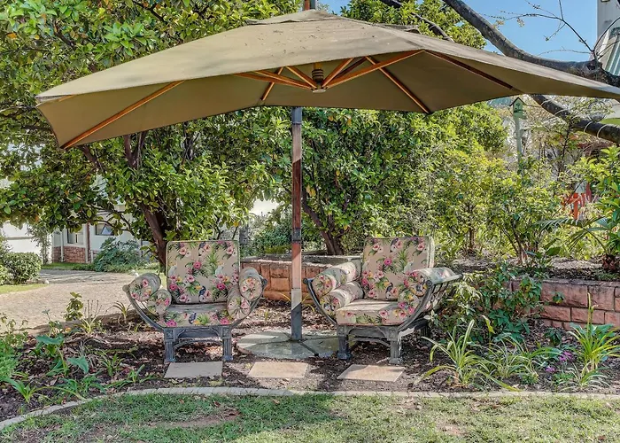 Sunninghill Guest Lodges